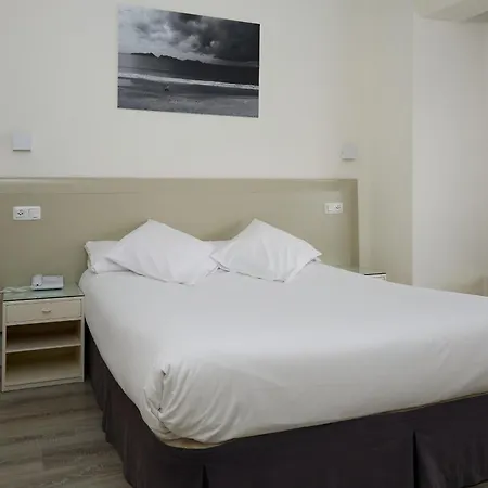 Hotel Plaza Vigo